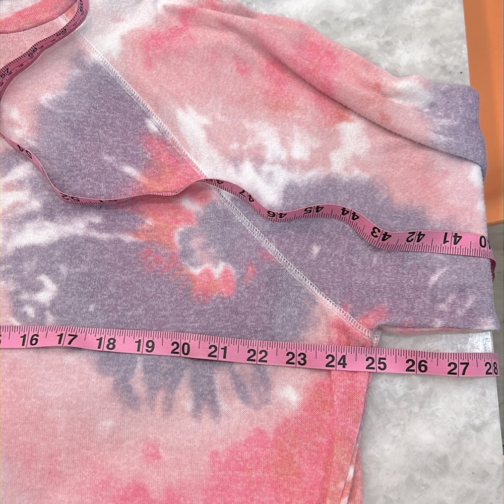 PINK Victoria's Secret Pink and Purple Tie-Dye Top - Picture 7 of 7
